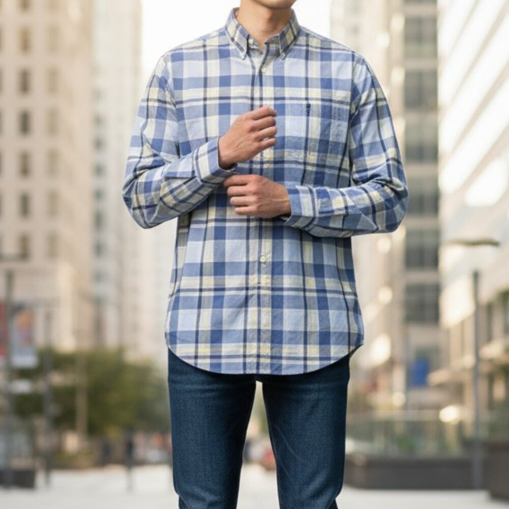 Jos. A. Bank Traveler’s Collection Tailored Fit Men’s Shirt – Size Large – Blue